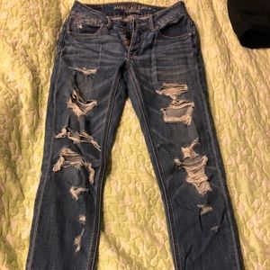 American Eagle Tomgirl ripped jeans